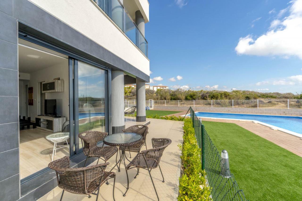 Luxury Pinada Beach La Mata  Bagian luar foto